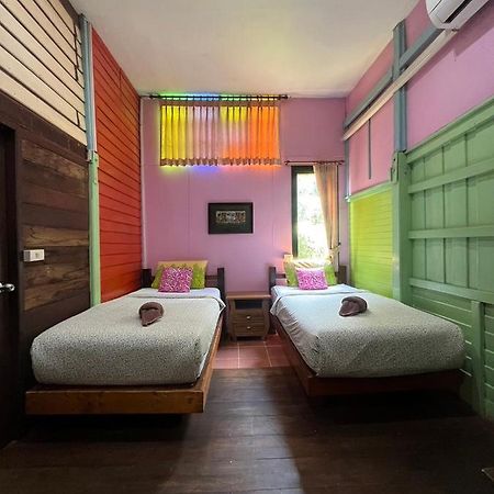 Tamarind Guesthouse Аюттхая Экстерьер фото