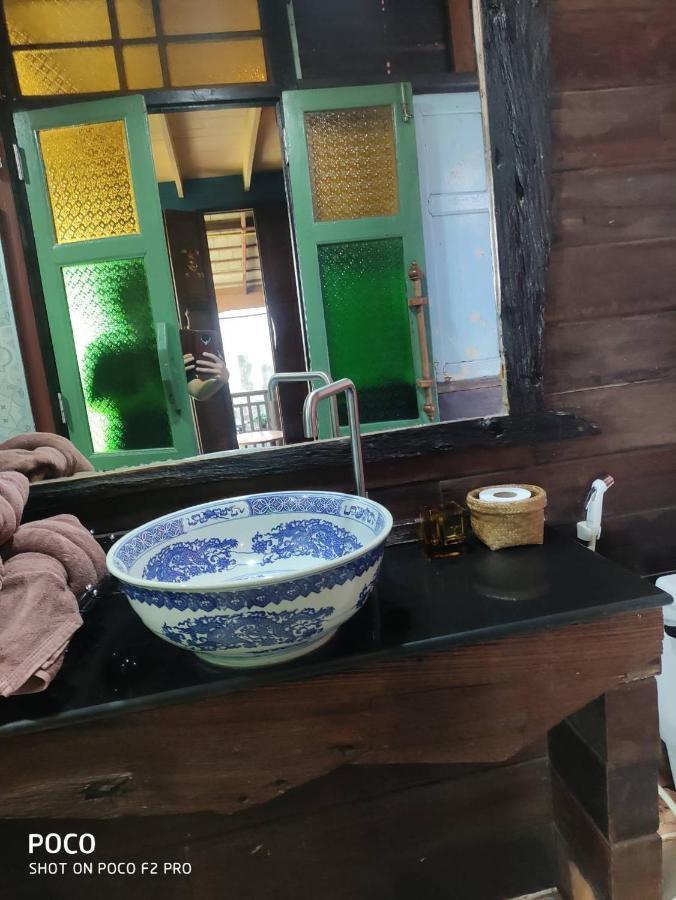 Tamarind Guesthouse Аюттхая Экстерьер фото